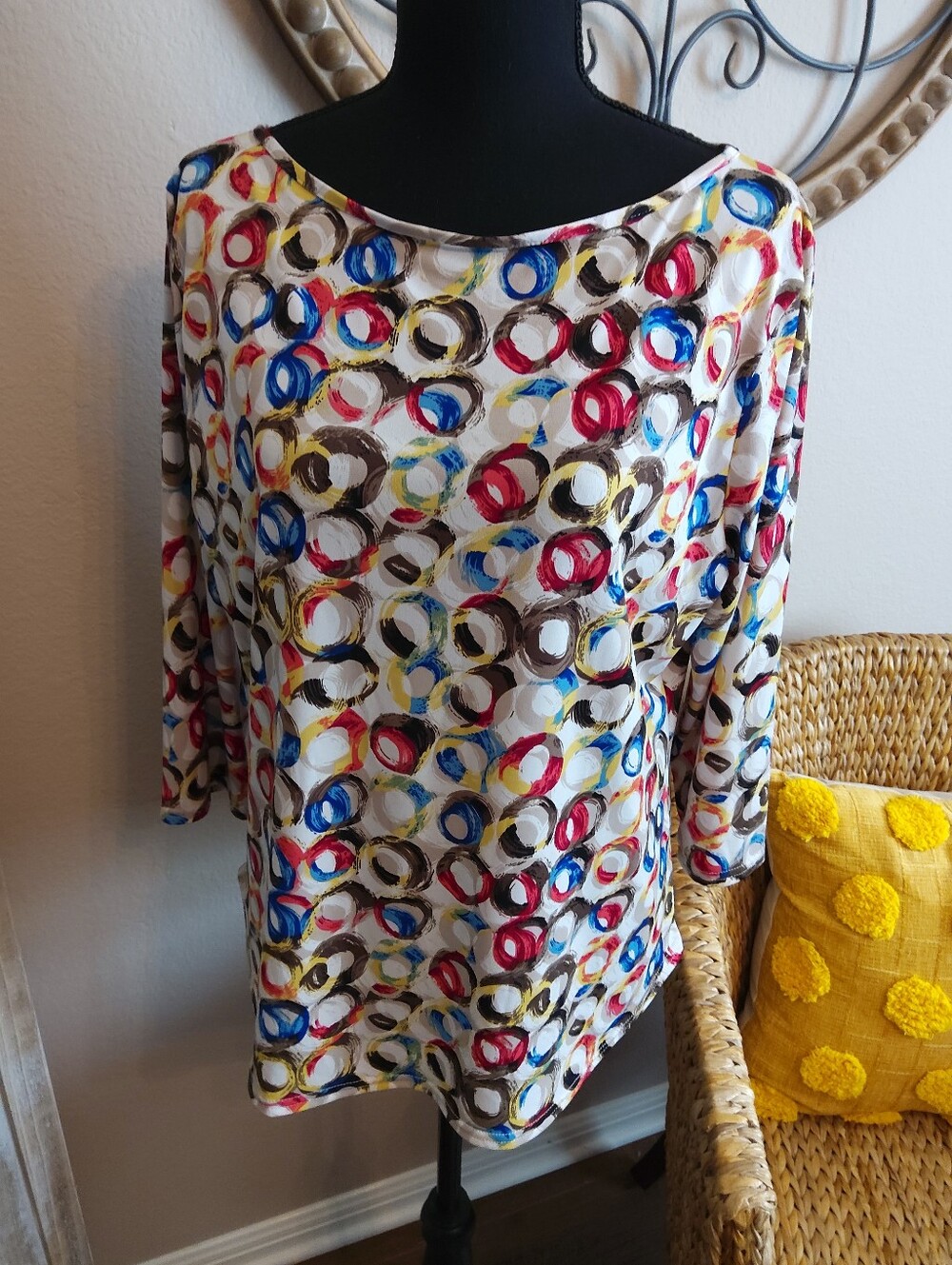 Peck & Peck Multicolor Circle-Print Long Sleeve Tee